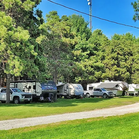 Maciver'S Motel And Camp-2